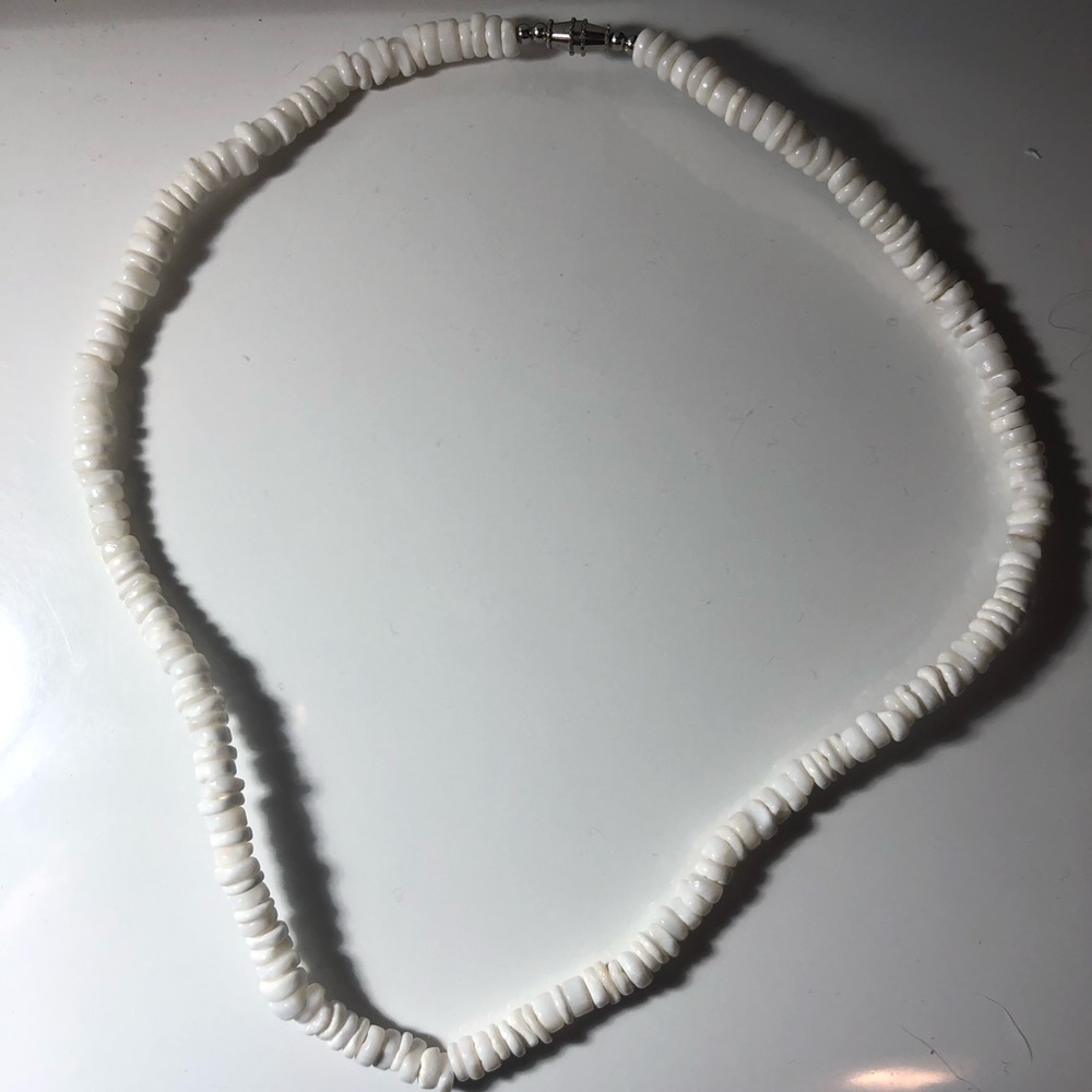White necklace